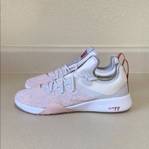 New Nike Foundation Elite TR